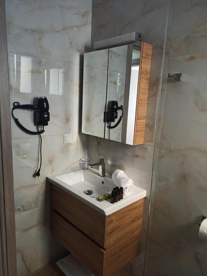 Cyclops Luxury Apartments Igoumenítsa Eksteriør bilde